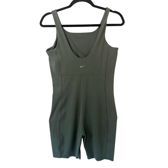 Nike Zenvy Short Bodysuit Vintage Green Romper L Dri-FIT Yoga‎ Biker Shorts - Picture 4 of 13